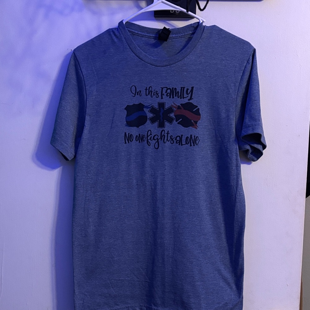 Gildan Blue Family Graphic Men's Tee